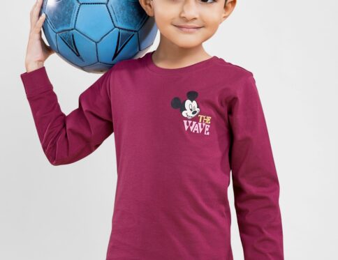 Full Sleeves and a fashionable style