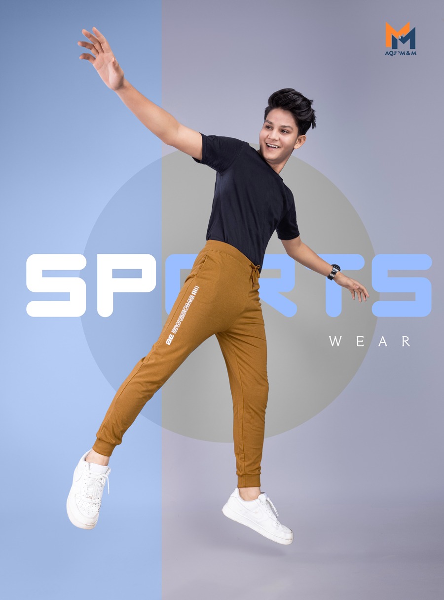 IMG-20250304-WA0017 Green solid regular-fit joggers has an elasticated waistband with drawstring closur 2 pockets and cuffed hems Material & Care Cotton Machine Wash